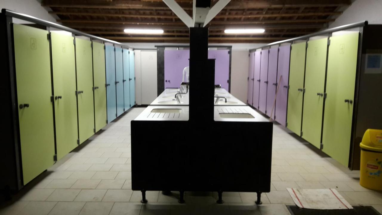 Hotel Camping Au Bois Dormant à Chauffour-sur-Vell Extérieur photo